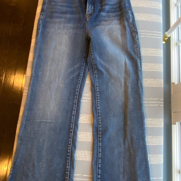 Social Threads, Risen Jeans, Cora High Rise Kick Flare, size 9/29 - Picture 2 of 5